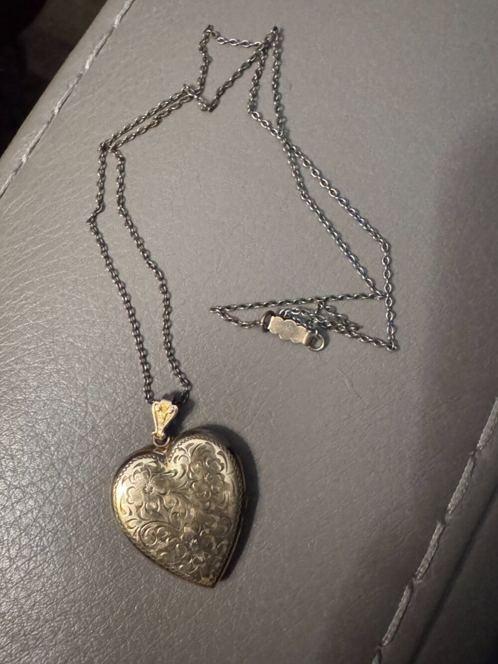 VINTAGE Ladye Fayre Gold Locket - Picture 6 of 6